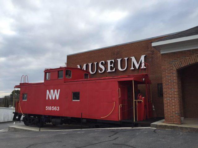 hey-lets-go-to-north-carolina-museum-train