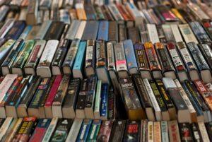 5-books-you-should-read-by-historian-david-hackett-fischer-retail-3205035_640