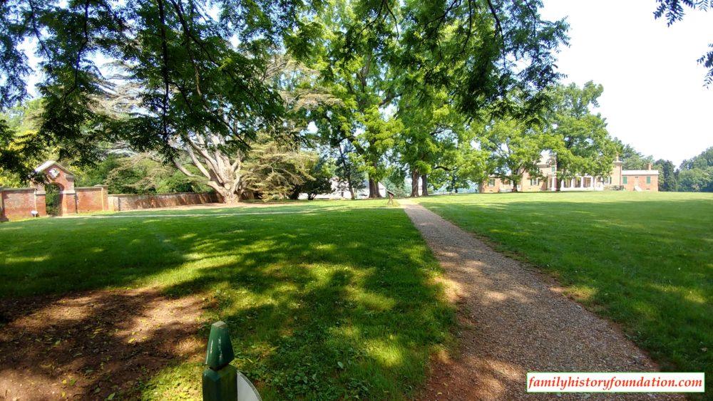 15-beautiful-photos-of-james-madisons-montpelier-home-11